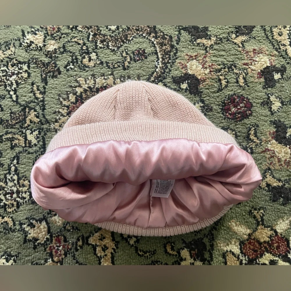 Yanibest Butter Satin Lined Knit Skull Beanie - Picture 5 of 6